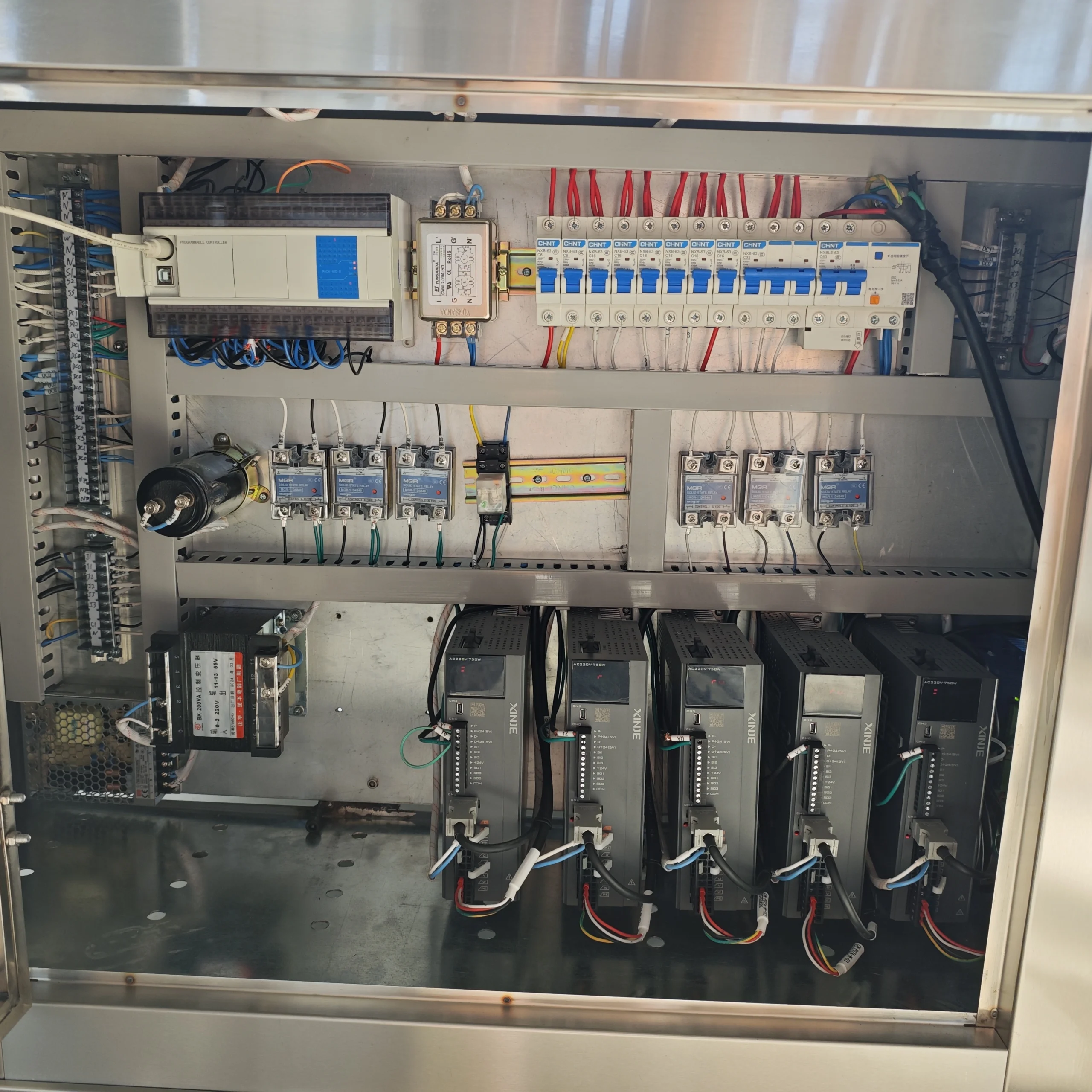 YF-04000S-6 alcohol prep pad machine servo motor control system